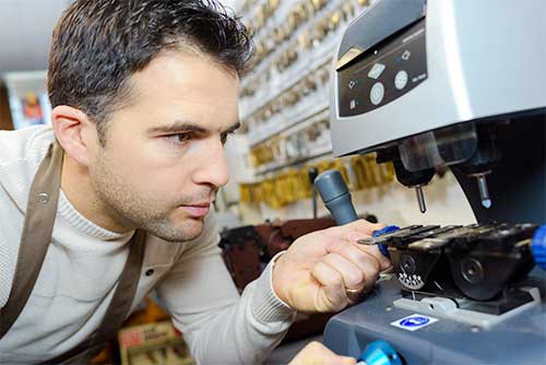 DknyLocksmith's tweet photo. DKNY Locksmith offers a full range of instant and convenient key duplication services throughout the Raleigh, North Carolina area. https://t.co/ABlYF2ZBdY 919-752-7557 https://t.co/5sDQk31FEN
.
.
#Locksmith #Raleigh #RaleighLocksmith #LocksmithRaleigh #KeyDuplication https://t.co/XhLWyG4Qgf
