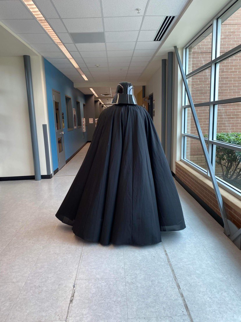 Ms. Waters tweet media