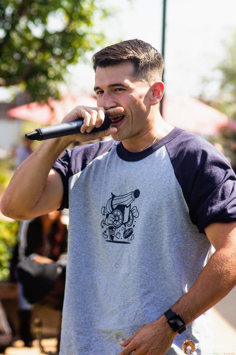 DeLooseCannon's tweet photo. Soulful Sundays π£ Hosted by the good people of @soulfulofnoise
The best open mic event in #LosAngeles π First Sunday of every month
Check out their @eventbrite for details, dates and tickets π
#deLooseCannon #OpenMicLA #LosAngeles #LaHipHop #HipHop #LofiHipHop #OpenMic https://t.co/9BgGh5H6wn