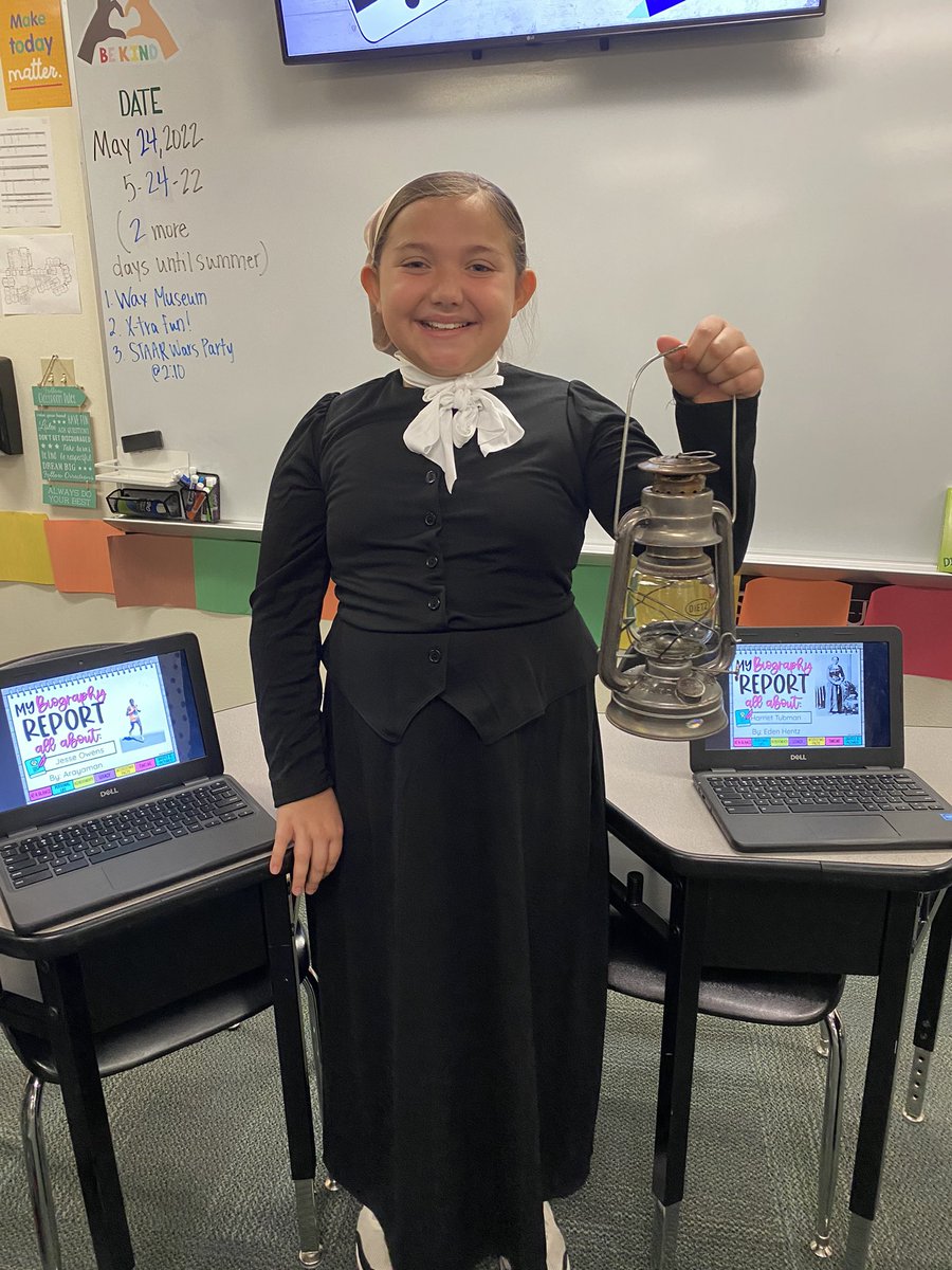 Ms. Waters tweet media