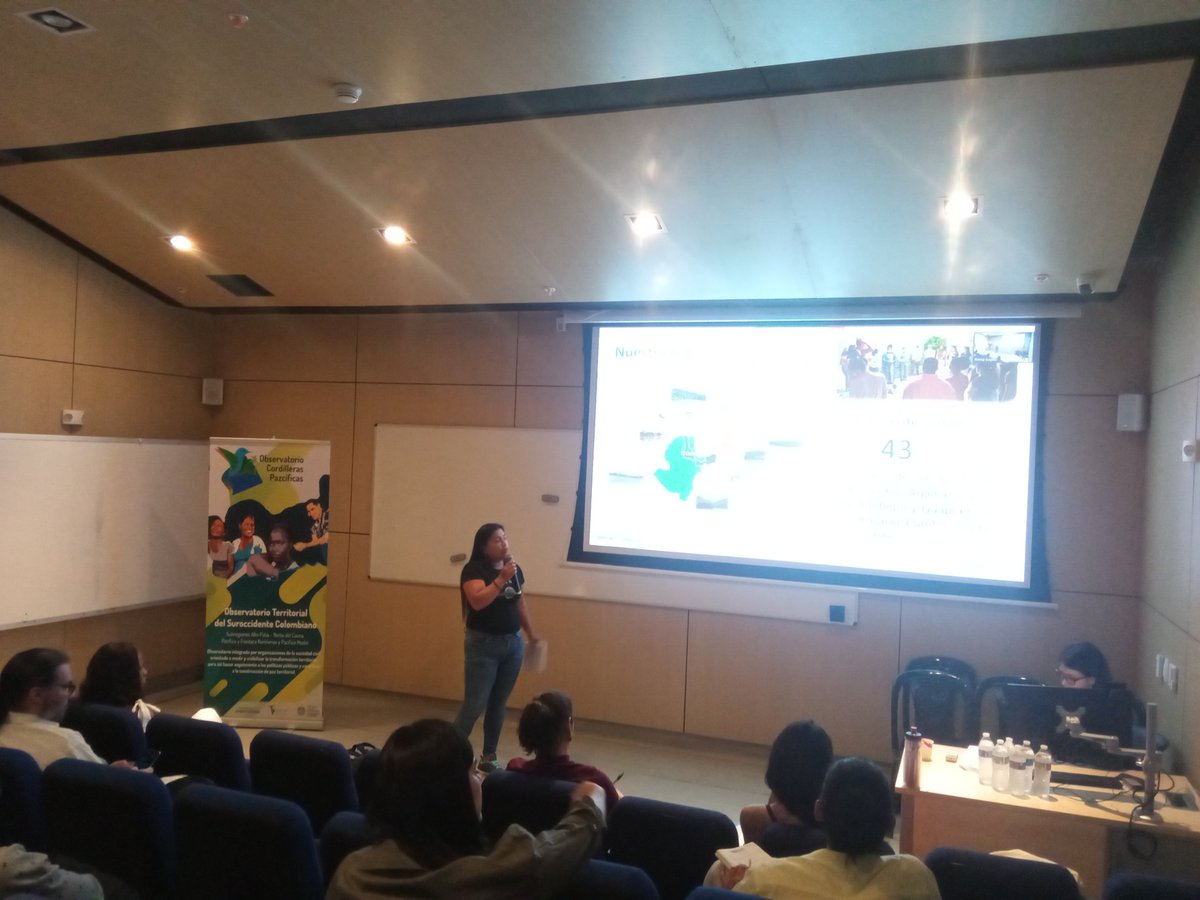 Rimisp's tweet photo. 🇨🇴 #AHORA | En #Cali inicia el conversatorio "Mediciones Alternativas del Desarrollo". Sigue la transmisión en vivo a través del #FacebookLivede @IEI_PUJ

📍https://t.co/zVnFhcxqD5 https://t.co/QeUPOVEFi0