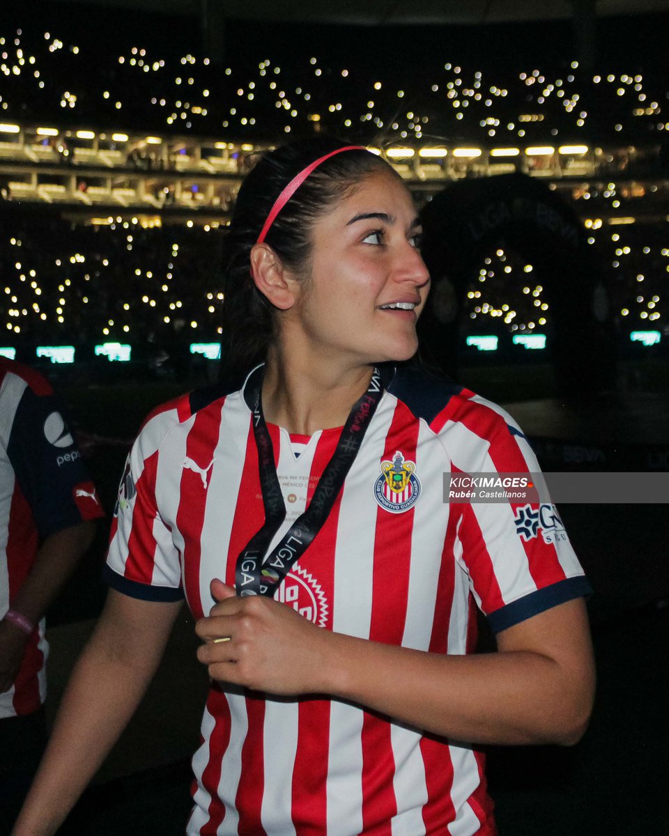 ElOlegg's tweet photo. No acostumbro subir muchas fotos a las publicaciones de @kickimages, pero las de la final de ayer tienen que estar sí o sí. @Juanch0plus y @ru__been hicieron una gran cobertura. 🫡

https://t.co/9NQSFm7ENq

#LigaBBVAMXFemenil https://t.co/oD4OYC1MXk