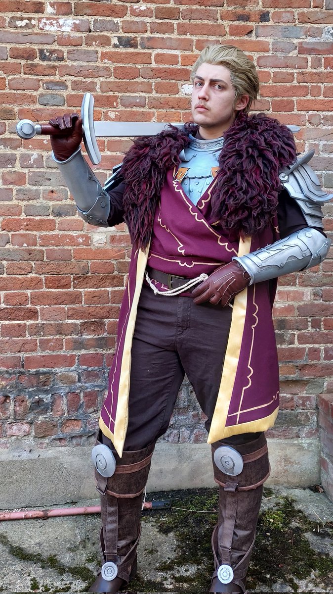 Harry Gray Cosplay/embroidery tweet media