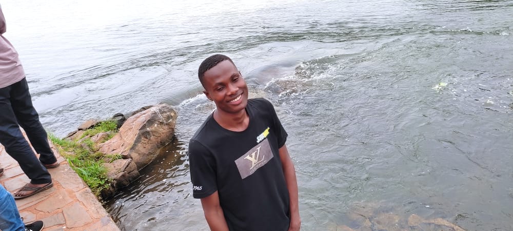 crush_ug tweet picture
