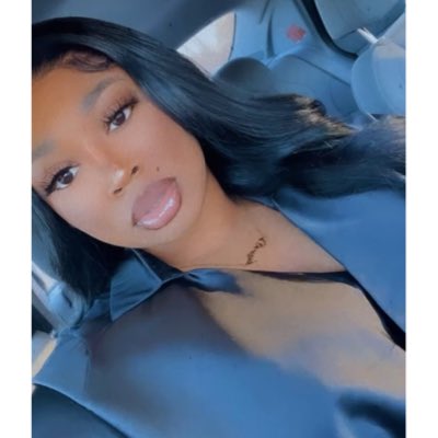 dee_jay94's tweet photo. 🤎🖤 https://t.co/Cm2PPolcW5
