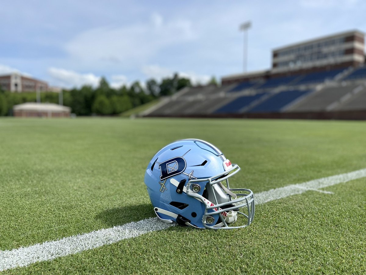 Bleed The Blue!!
Spring Game Tomorrow, 5:30 pm #SharpenTheSword #NewDrip
