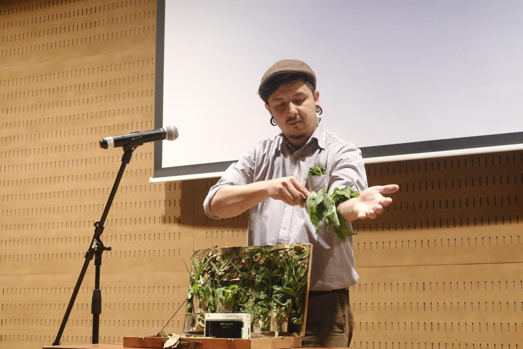 kghalib's tweet photo. Presentació de la mesura de govern  cultures populars: dret a les pràctiques populars i tradicionals com a espais de participació i cohesió social https://t.co/TCKi8BCWra