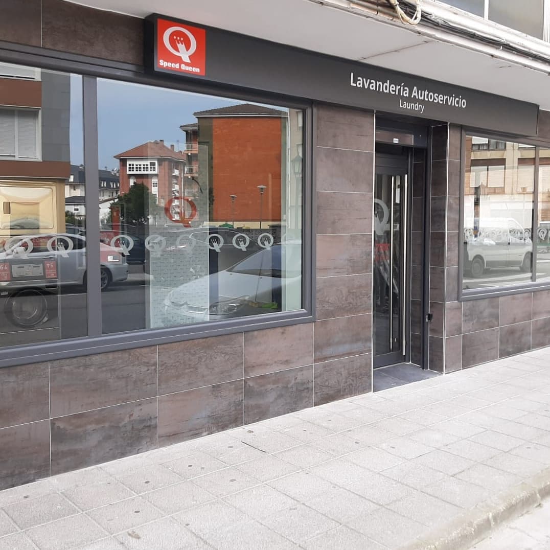Pescalonja's tweet photo. Arrancamos una sección en la que conoceremos con detalle algunos proyectos que accedieron a las ayudas que gestiona el GAC Oriental. Hoy nos detenemos en Colindres: en la calle Santander 13 se ubica Speed Queen, una lavandería-autoservicio de alta calidad.
https://t.co/14RxHI2914 https://t.co/dCT1fiy1Pu