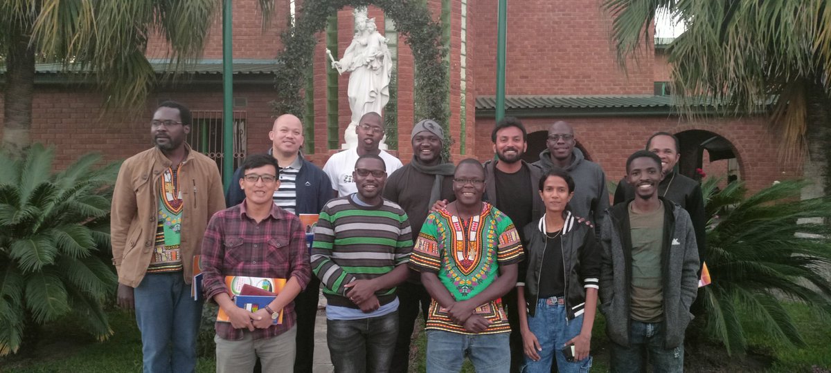 Meet with Salesian Brothers , Don Bosco
#india #zambia #namibia #zimbabwe #malawi #Ensopictures  <a href="/Leeju0791/">Leeju</a> <a href="/EnsoPictures/">ENSO Pictures</a>
#nextproject