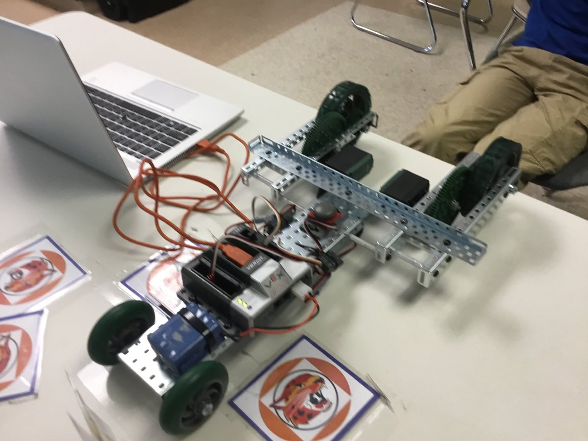 GCMS Dragster race is rocking! Awesome job!