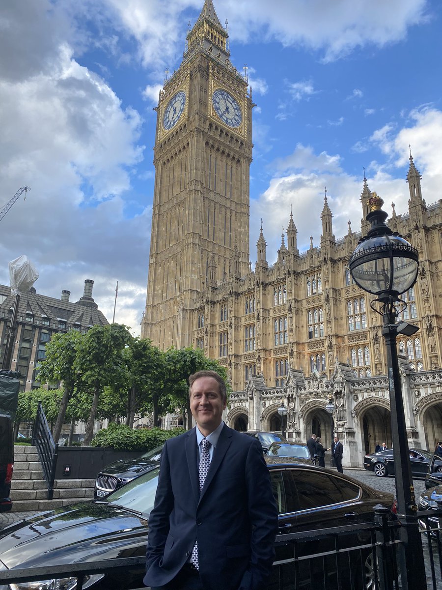 Great evening at the <a href="/DebatingGroup/">Debating Group</a> tonight with <a href="/LONDONadman/">michael moszynski</a> <a href="/TulipSiddiq/">Tulip Siddiq</a> <a href="/Aislingthinks/">Aisling Conlon</a> and <a href="/cim_marketing/">CIM</a> <a href="/ad_association/">Ad Association</a> <a href="/DMA_UK/">DMA UK</a> #skillsdebate