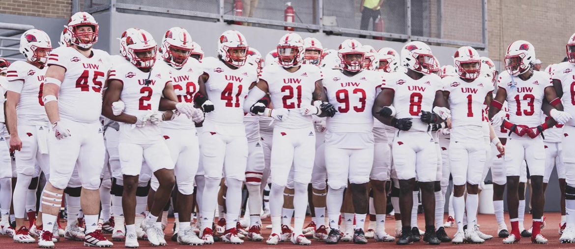 After a great conversation with <a href="/TeamKamMartin/">Kam Martin ⁶</a> I am extremely blessed to receive my  1st Offer from University of Incarnate Word. Big thanks to all of my coaches and mentor <a href="/kmangum409/">Korey Mangum</a> <a href="/coachbmorgan/">Brian Morgan</a> <a href="/Dgorrer36/">Danny Gorrer</a>