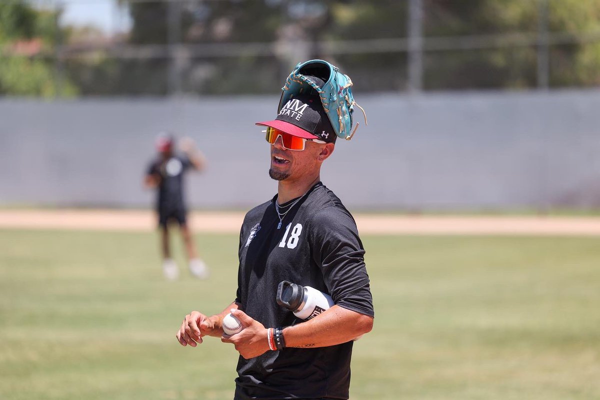 NMStateBaseball's tweet photo. Something in the orange tells us we’re not done #AggieUp https://t.co/aUoY3hAqe2