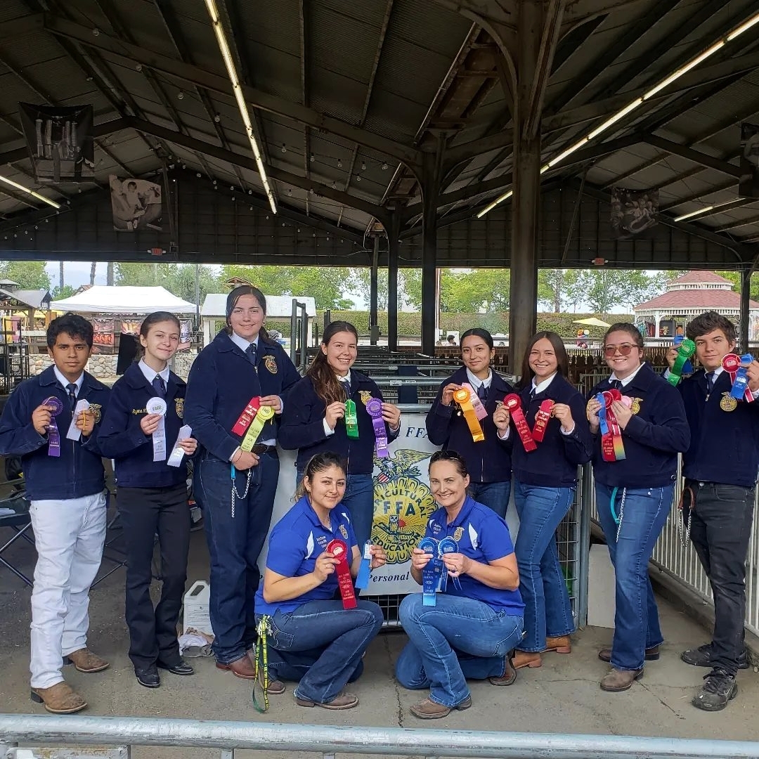 CovinaValleyUSD's tweet photo. Congratulations to the students at Covina High School who won grand championship awards and second- through ninth-place ribbons at the #lafair for their quality care of boer goats! Great work, @CovinaColts! @lacountyfair https://t.co/uY1usfcJ0J