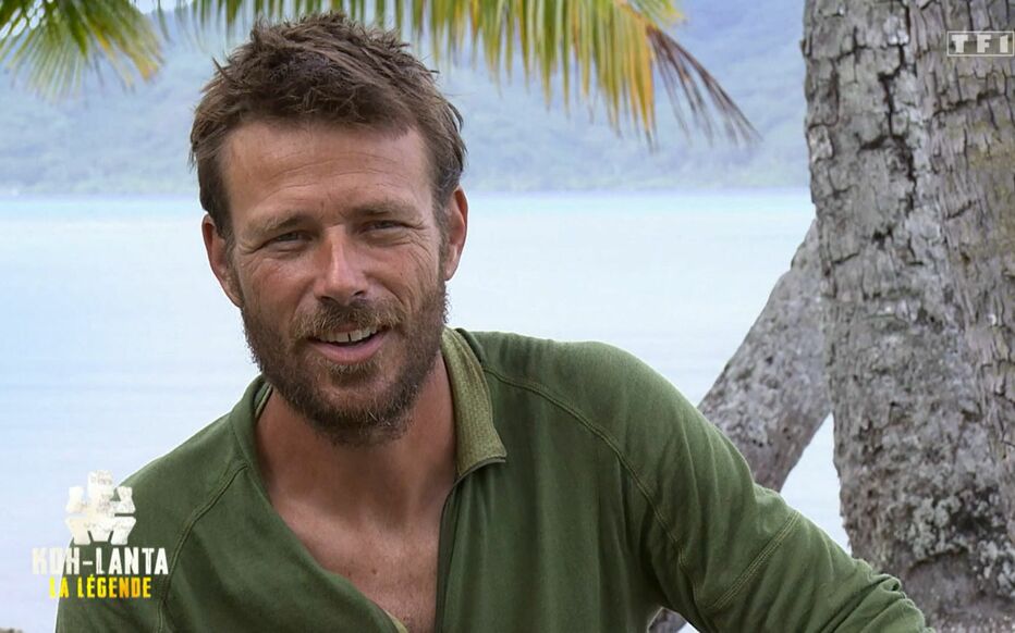 TempsConsul's tweet photo. Et là sur l'île où vont Olga et Jean-Charles, il y a lui:
#rip #KohLantaLeTotemMaudit #kohlanta https://t.co/rkm1ICi6CG