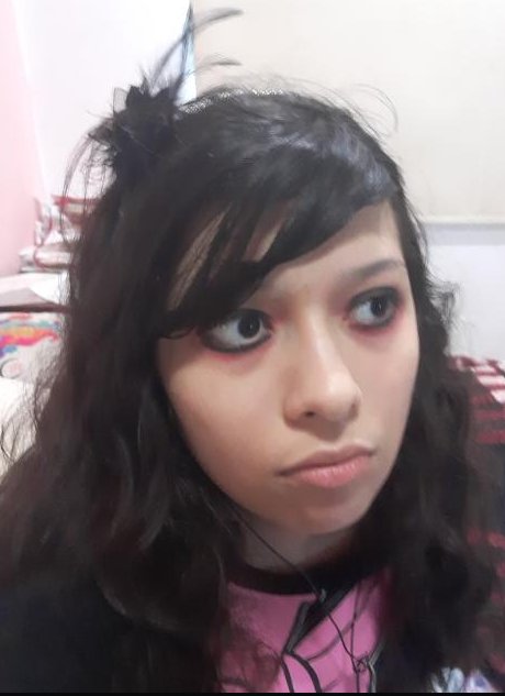 basurt_ooc's tweet photo. Daniela Basurto Estilo EmMu 😭😭 https://t.co/4iV7hYzMZl