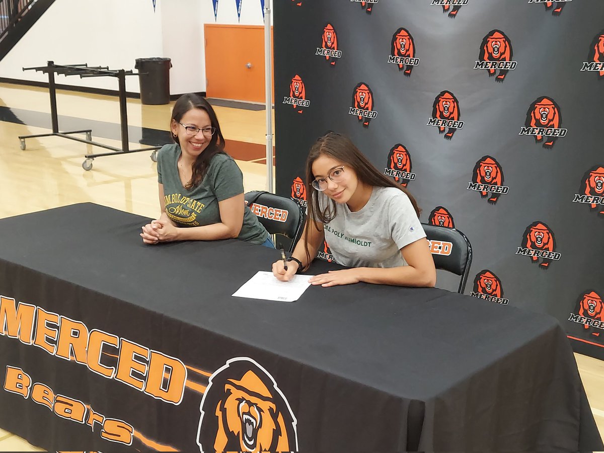 Congratulations to Isabel Perez-Zoghbi on her signing with Humbolt.  3 state champ appearances in 1 year - Cross Country, Wrestling and Track.  WOW!