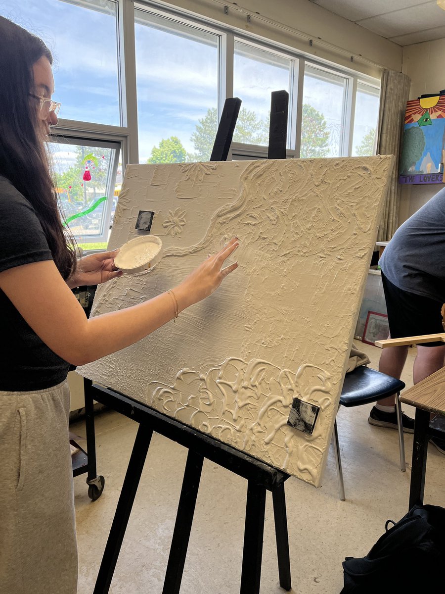 MrJeans's tweet photo. We’re busy in #studio122 prepping for our big Art Show Thursday night! We’ve waited Y-E-A-R-S, so understandably we’re a little excited! #artistsunleashed https://t.co/e9QAYtnYlP