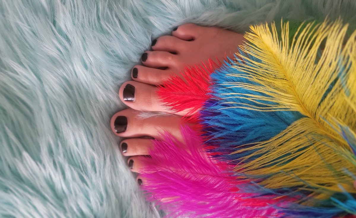 TemptatousTease's tweet photo. Sneak peak! Go subscribe to only fans to see more! 

https://t.co/h3D2CuA5Of https://t.co/99S3Vm76GR