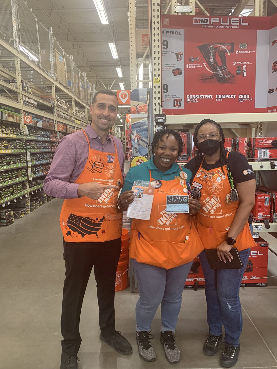 PSeale18's tweet photo. Thank you Yani for always exhibiting excellent GET behaviors!  Great job! @MejutoAllen @THDLuisC @6828Home @OliverasJohn @BrendaG11817144 https://t.co/EqLwgxFlqb