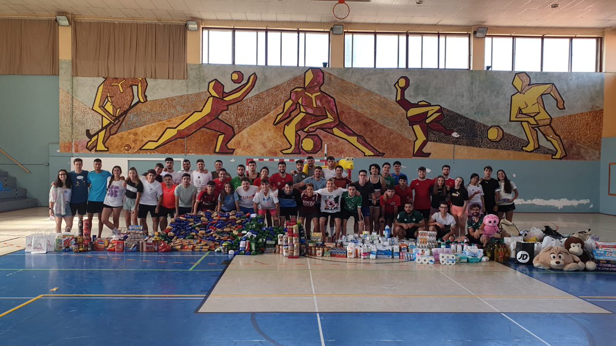 Damos por finalizada la recogida de alimentos y productos de primera necesidad para la asociación <a href="/CaloryCafeGRANA/">CaloryCaféGranada</a> 👏🏽
Muchas gracias a todos por vuestra colaboración 🙏🏽