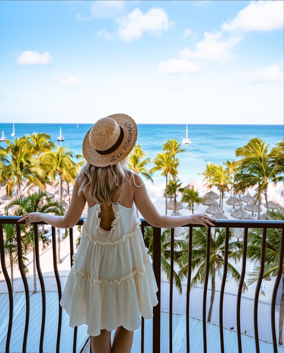 arubamarriott's tweet photo. A vacation is having nothing to do and all day to do it 💙☀️ #arubamarriott
.
📸: katiedreamcatcher
.
.
#aruba #daretoliveyourdreams #travelmemories #travelphotography #traveltuesdays #onehappyisland https://t.co/wE1itQqUfg