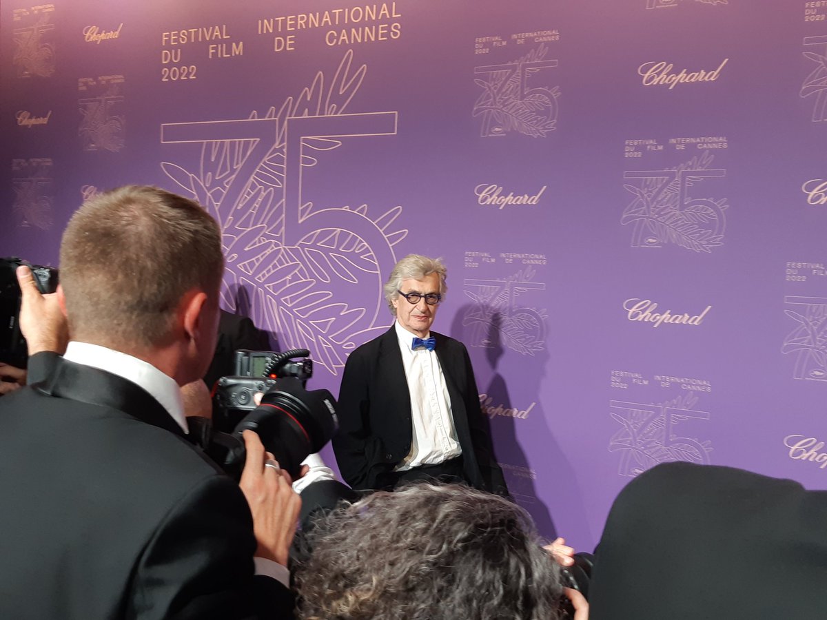 Les moments chouettes du #FestivaldeCannes2022. Approcher Wim Wenders, Les Ailes du désir, Land of Plenty. Bonheur.