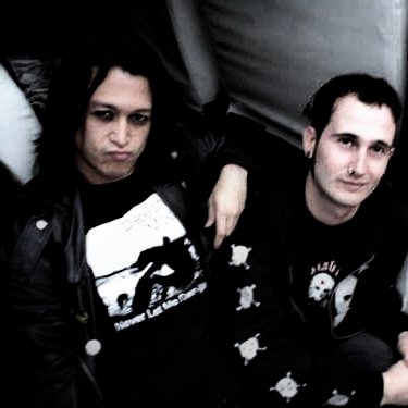 nenealtro's tweet photo. Mais uma de algum momento ali entre o Valsa e o Lírios. Eu e meu querido Marcelo Verardi, presente em 543867920 bandas que tive.

#danceofdays #sickterror #totalterrordecay #seekterror #punk #hardcore #gothpunk #darkwave #rawcore https://t.co/3XjZZCjGoz