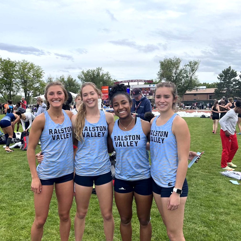 HS_MUSTANGS's tweet photo. Congrats to RV's 4X100 relay team of Jaiden King, Casia Provencal, Gianna Kirking and Reece Mercer who placed 3rd at the state meet Sunday. #RVtrack Way to go girls! @JeffcoAthletics @BoCoPreps https://t.co/3N1d5zBDLi
