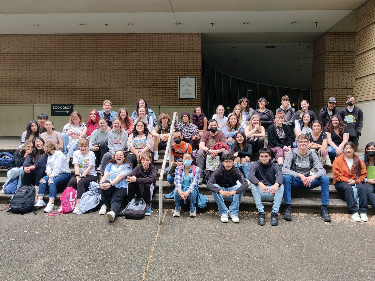 OCHS_AVID's tweet photo. Our @AVID4College crew on our first college visit since January 2020. Had a great time @Portland_State. Such a great opportunity to give our students some exposure to college life! @wilhelm_ochs https://t.co/xdYm3fT6tv