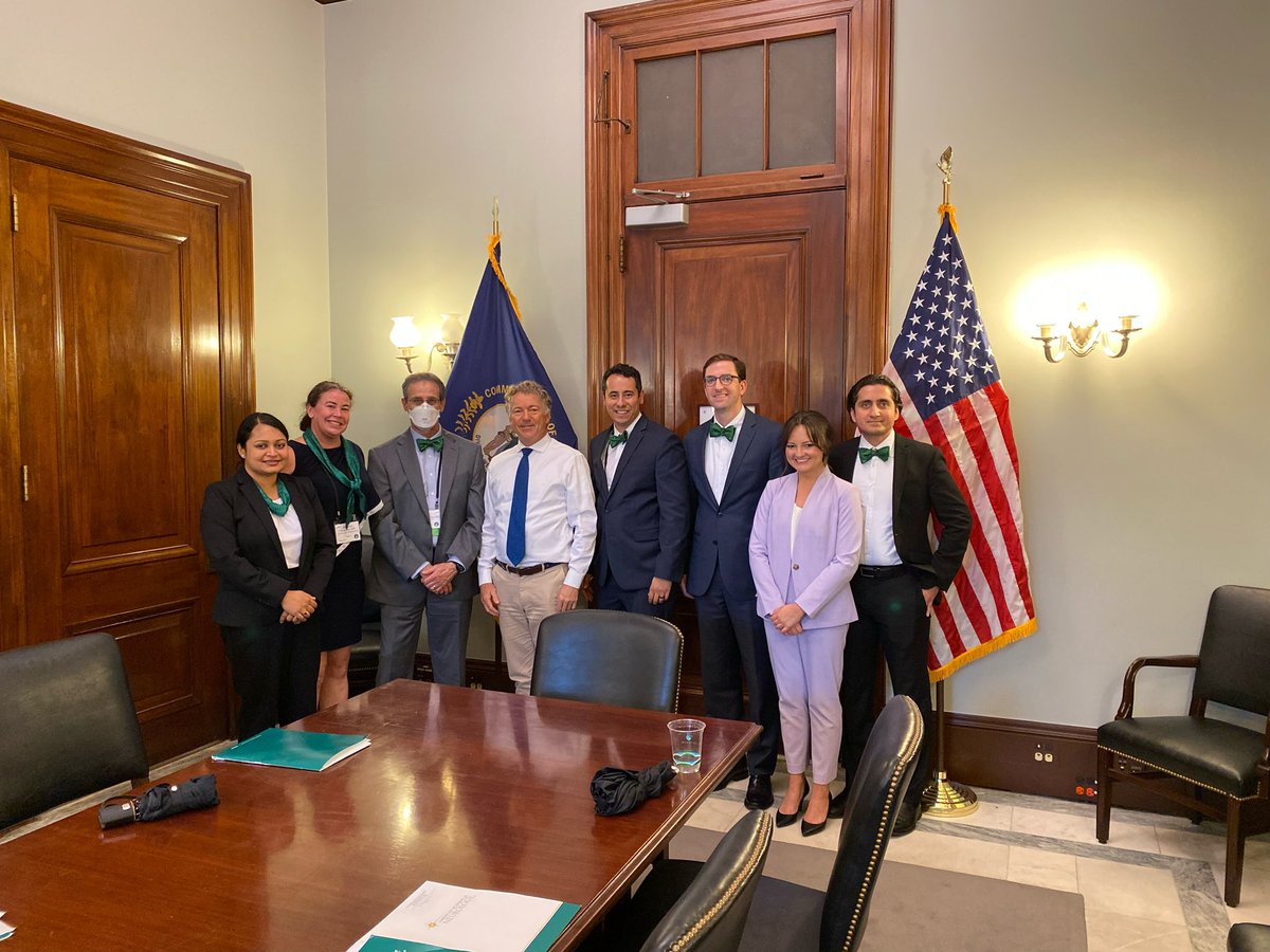 MFBilal's tweet photo. Another successful year on the hill advocating for the issues pertaining to
1-Improving timely access to care
2-Telemedicine
3-Strengthen the neurology workforce

Thank you KY Senators/Congressmen &amp; office staff for listening and supporting the issues @aanmember #NOH22 #PALF2021 https://t.co/aJxFN5CPTz
