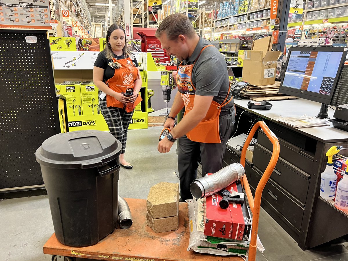 “Got ya” @Steven_Mousseau attempting our accuracy cart at our walk this morning. Always remember MITCH. Our FES @leslie_yrz was part of the accuracy cart.