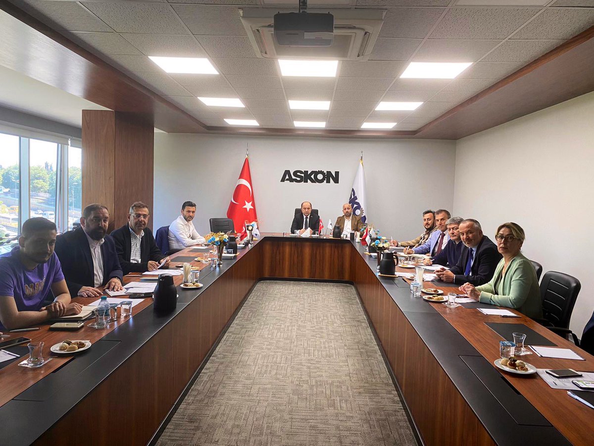 Askon Metaverse Komisyonu olarak ilk  toplantımızı gerçekleştirdik.         <a href="/Alparslan69ucar/">Alparslan UÇAR</a> <a href="/orhanaydin/">Orhan AYDIN</a> <a href="/ASKON/">ASKON 🇹🇷</a> <a href="/metapotamians/">metapotamians</a>