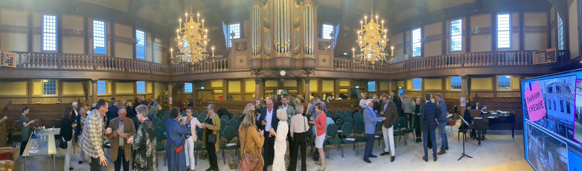 rob_in_wormer's tweet image. Geweldig resultaat. Er werd meer dan € 20.000 opgebracht voor het Anna’s Huis levenmetkankerzaanstreek.nl. Heel blij met de ‘aanschaf’ van een maaltijd met zangeres en een boottocht op een zeiljacht. Mijn zelf aangeboden kookworkshop bracht maar liefst € 2.200 op 👨‍🍳