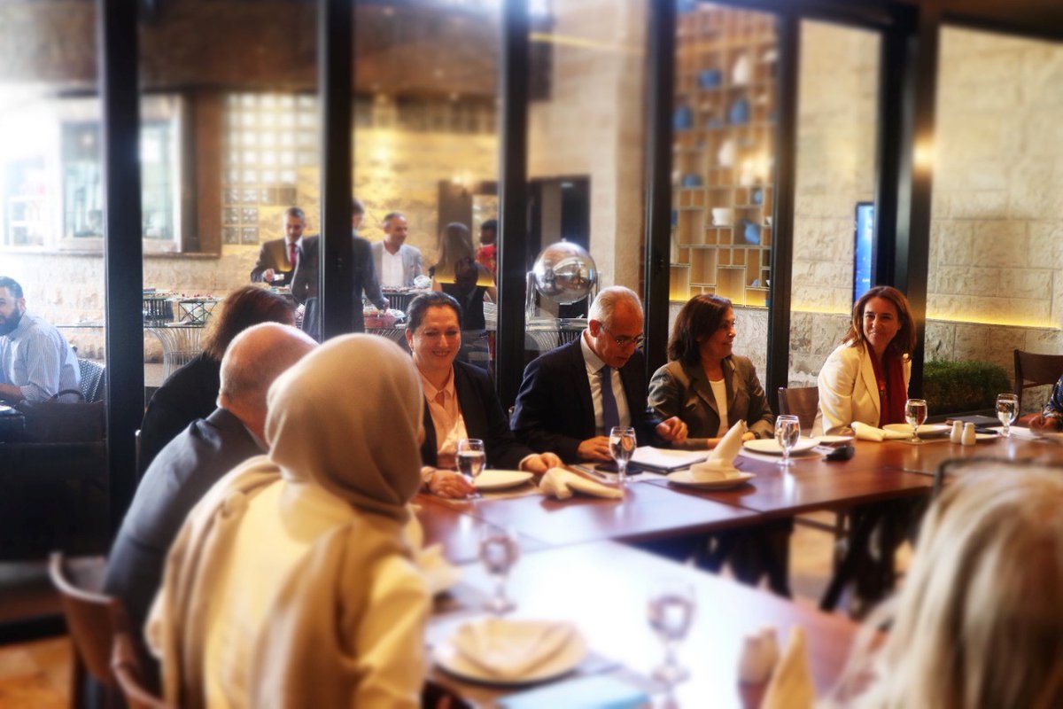An early start of the day w <a href="/UN/">United Nations</a> Country Team in #Jordan to discuss common approaches to jointly deliver the "UN Cooperation Framework" &amp; to ensure the adequate planning &amp; implementation of #development activities to keep Jordan on track to meet the pledges towards the #Agenda2030