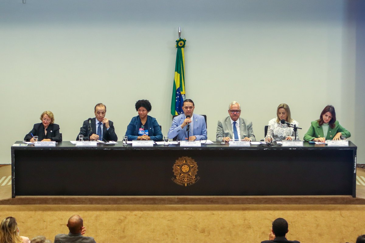 prosnacamara's tweet photo. Comissão de Combate ao Câncer promove Seminário.

Entre os temas discutidos, os participantes ressaltaram a importância do diagnóstico precoce e a necessidade de mais recursos públicos.

@pradoweliton 
https://t.co/nd4na75zEi https://t.co/jTqYkXDbOS