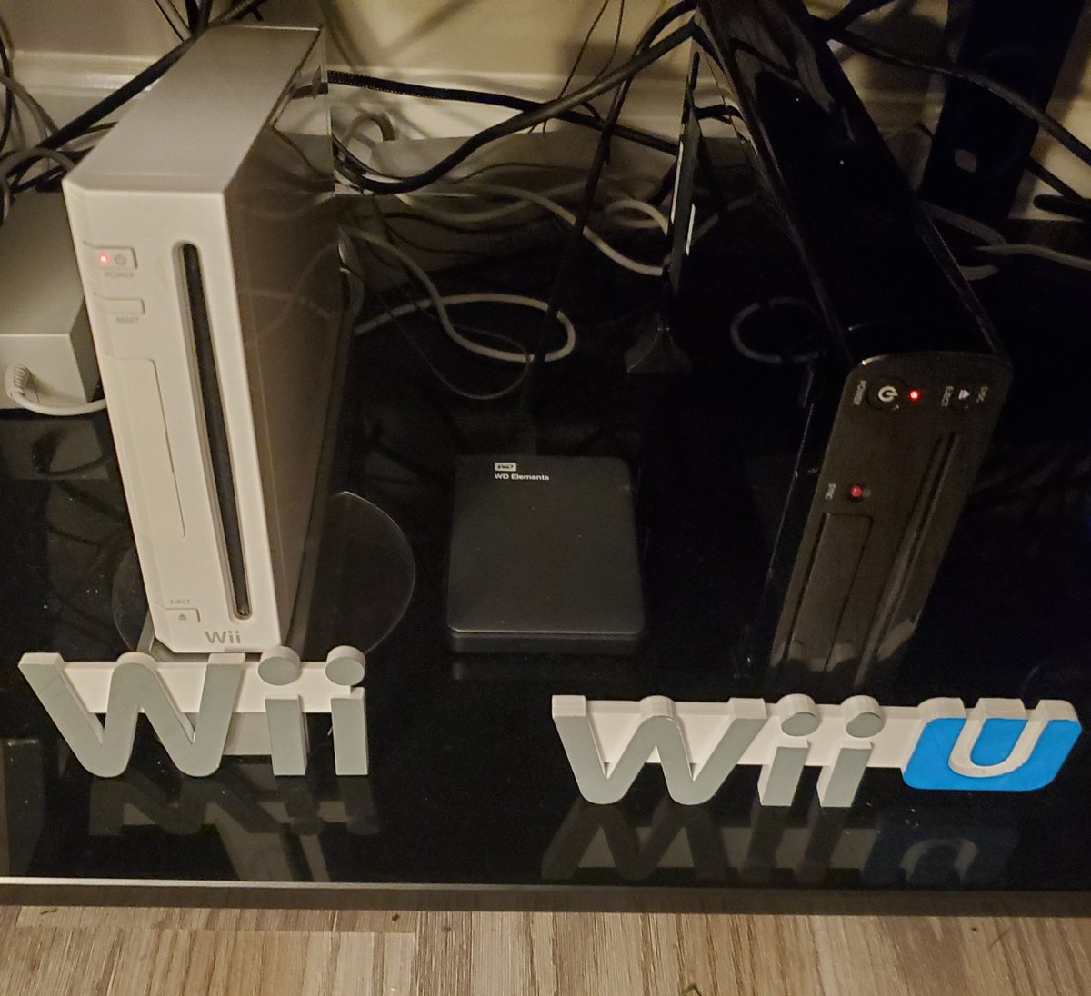 MouraBros's tweet photo. Day 24
Backwards compatibility
The Wii playing GameCube games and the WiiU playing Wii games...those were the days
#motioncontrolmay #nintendo #nintendowii #wii #nintendowiiu #wiiu #gamecube #gcn #backwardscompatibility https://t.co/rAb4Bt96X1