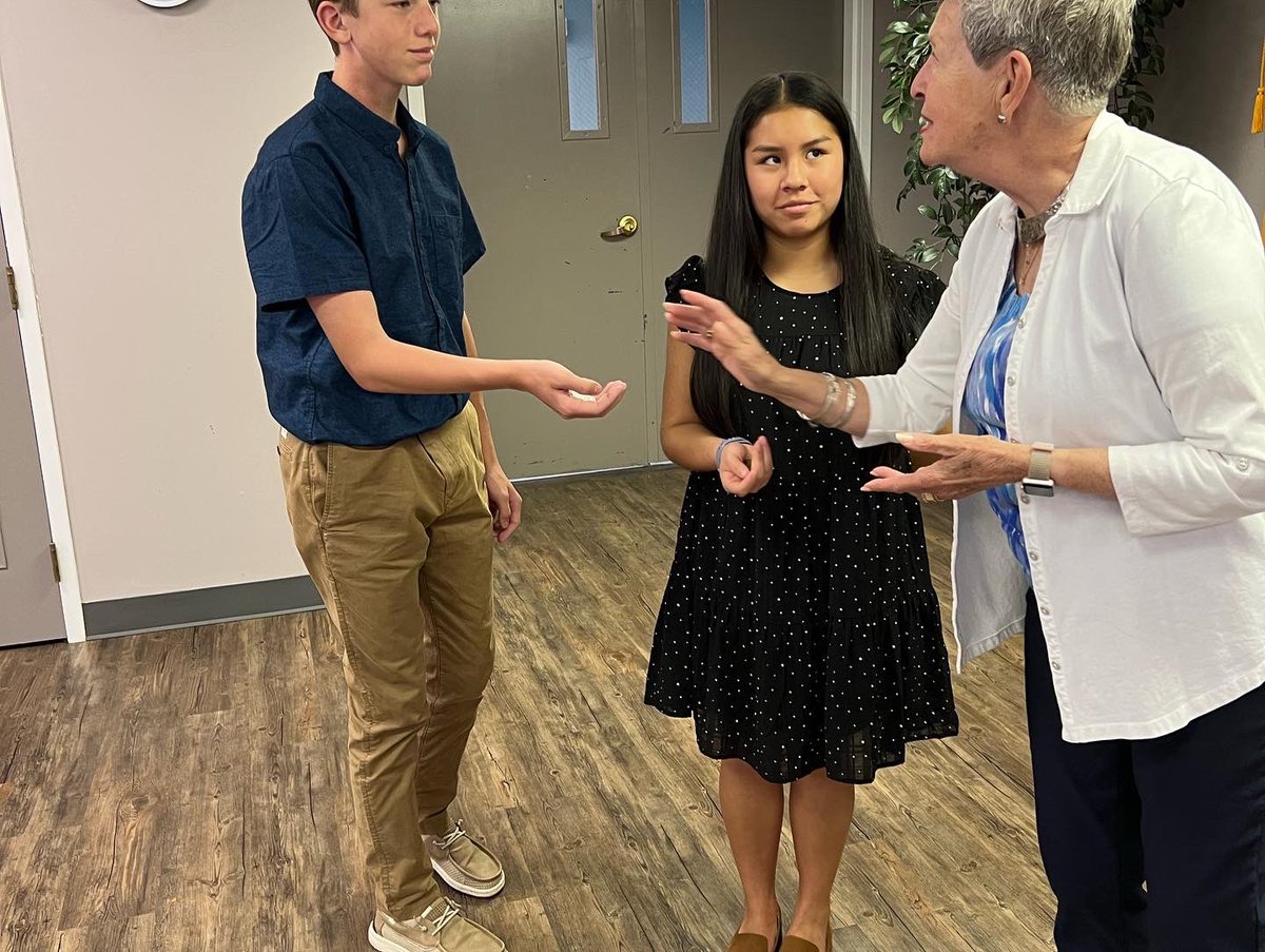 CampobelloCathy's tweet image. Always good when you can recognize and encourage young people! #RYLA#Rotary#7750 @LHSFlynn @Chapman_High @AndrewCMcMillan @erskinecollege @spartanburgone #4WayTest