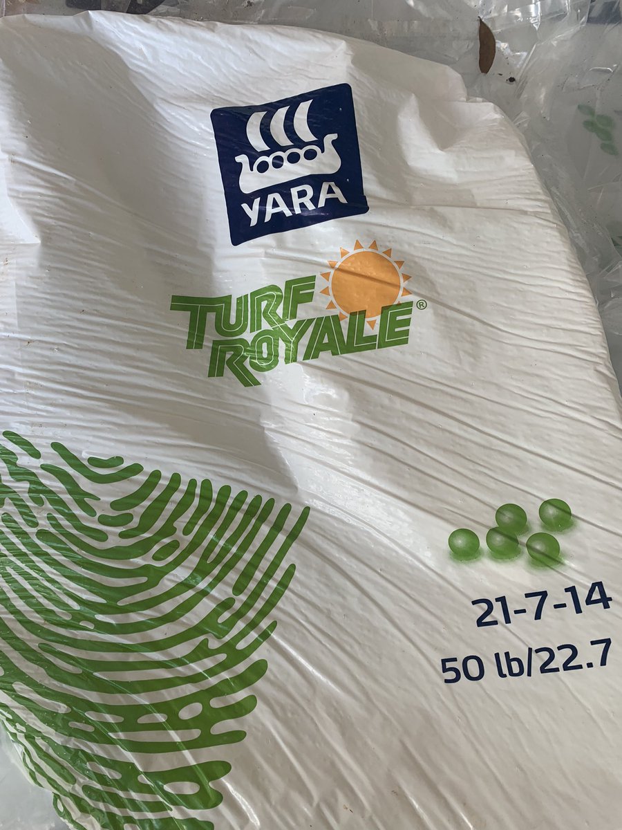 A great day to spread some fert <a href="/HawksGolf/">Hawk's Landing GC</a> <a href="/MarriottGolf/">Marriott Golf</a>  thanks <a href="/TurfBeard/">Brian Grill</a> <a href="/OptimumTurf_YNA/">OptimumTurf Yara Crop Nutrition</a> <a href="/ToroUniversity/">Toro U</a> <a href="/wescoturf/">Wesco Turf</a>