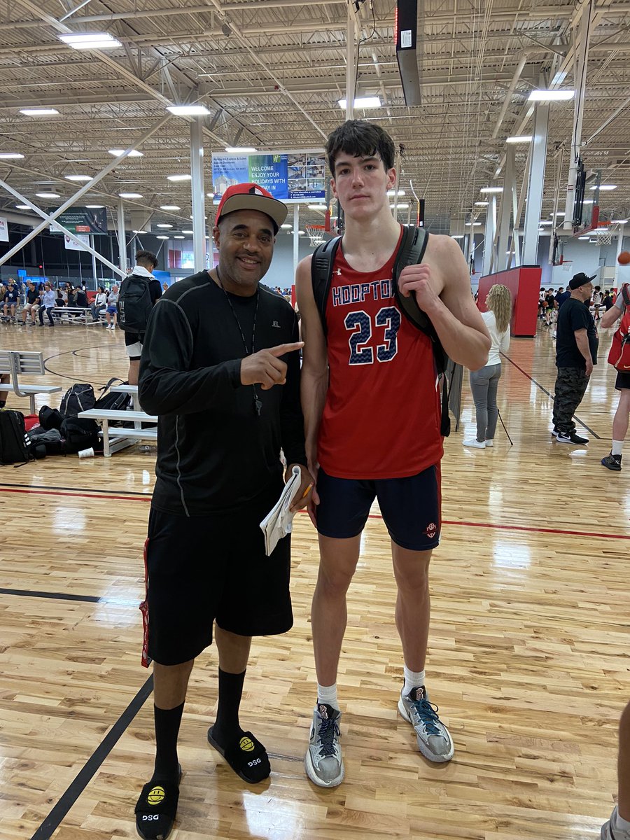 AAU Boys 2022 NW Premier,Virginia Recruit 2022 Blake Buchanan the best big man in the NW dominated the competition on both ends. Skilled, Athletic and Super Rim Protector. @blake_buchanan4