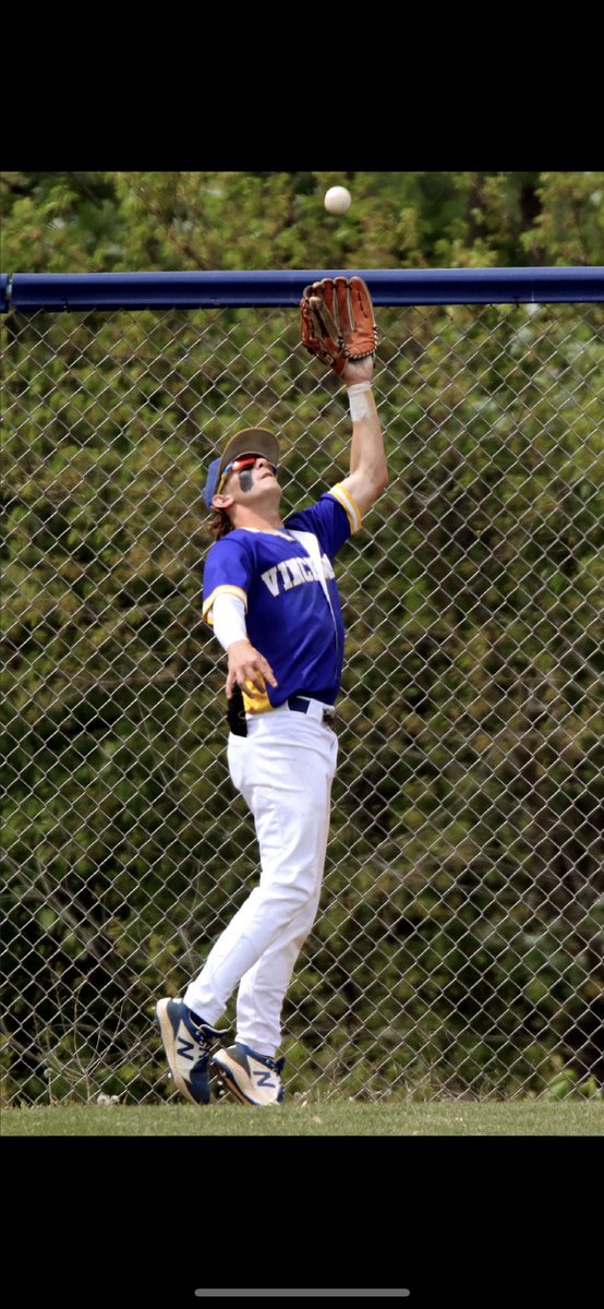 VU_BlazerBsbl's tweet photo. Vincennes CF @colunL was named to the 2022 MWAC Rawlings Gold Glove Team. 

Still Uncommitted Sophomore, Colin Long, had a great career for the Blazers. A huge pick up for any team. https://t.co/uthKNQc6Hr