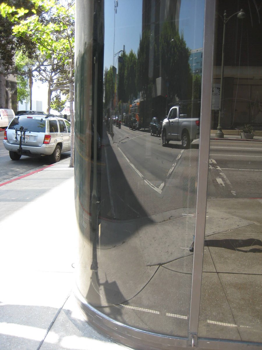 Unscratch's tweet image. What is Curved Glass Scratch Repair and Why Do I Need It? - #scratchedglassrepair #glassrestoration #glassresurfacing #removeglassscratches #fixscratchedglass #glassscratchrepair #glassscratchremoval #scratchedglass #scratchglass #hardwaterstainremoval

unscratchthesurface.com/service/curved…