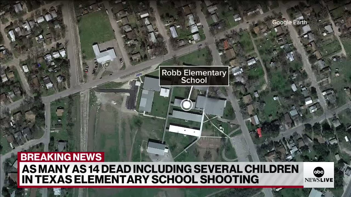 JvenesRevolucio's tweet photo. Nuevo tiroteo en una escuela primara en Uvalde, Texas, EEUU, dejó al menos 15 fallecidos y una docena de heridos, según el gobernador de Texas Greg Abbott. Abbott detalló que 14 de los muertos serían estudiantes y uno era un maestro.#USASOS https://t.co/AAIhUpQzaf