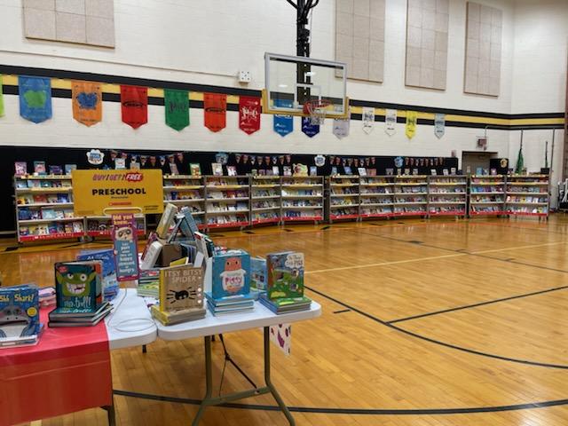 McclellanPta's tweet photo. Who's excited for the BOGO Scholastic Book Fair tomorrow evening?? See you there from 4:30 to 7:30! Bring $ for ice cream too! There will also be a special guest from 5:30 to 6:30! @McClellan_WJHSD @wjhsd https://t.co/Cgzn3J6uVv
