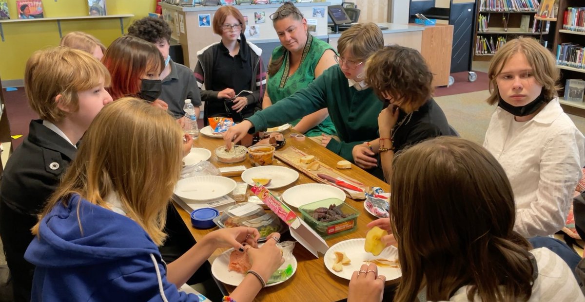 PRA_Miners's tweet photo. 7th Grade Book Club Reads #Stamped by @JasonReynolds83
#PRAmiddle students met once a week to discuss Stamped. The middle school library has several copies, so come on in and check out this award winning book. https://t.co/wJBMsr0zCP