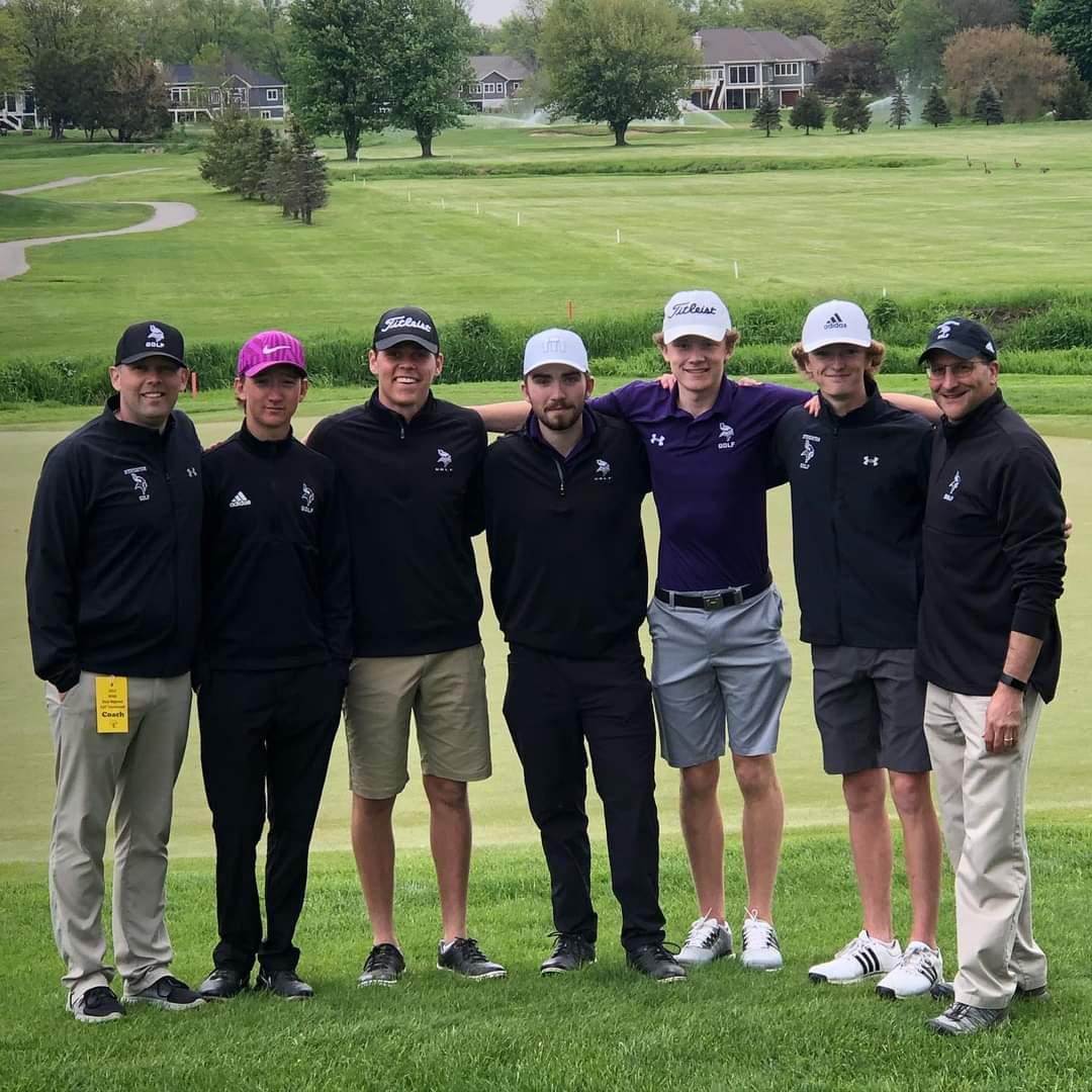 Congratulations SHS Boys Golf on your 3rd Place finish today! Onto to Sectionals next week! ⛳️💜
📸 Michelle Livingston 
@stoughton_golf <a href="/AD_Stoughton/">StoughtonAD</a> <a href="/TheVikingShip1/">The Viking Ship</a> pic.x.com/w8B2rxk5qf
