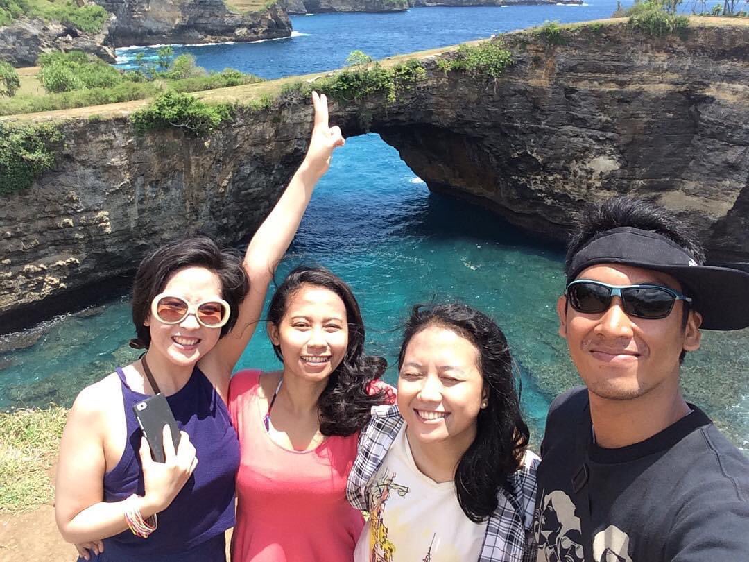 gearboxpro_'s tweet photo. Terima kasih kak Sisca &amp; teman-teman sudah memilih Gearbox selama berlibur di Bali 🙏🌴☀️

#gearboxphototour #holiday #bali #tourguide #tourguidebali #tourleader #travel #traveling #wonderfulindonesia https://t.co/mbXAuVQswl