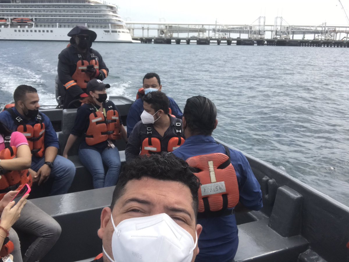 abdielmbatista's tweet photo. Junto con estudiantes de @umaritima aprendimos de primera mano de equipo técnico de @AMP_Panama parte de la infraestructura y métodos constructivos realizados del primer “home port” de Latinoamerica en el Pacífico. Agradecemos las atenciones en la Terminal de Cruceros de Amador. https://t.co/nu59Ao6ixH