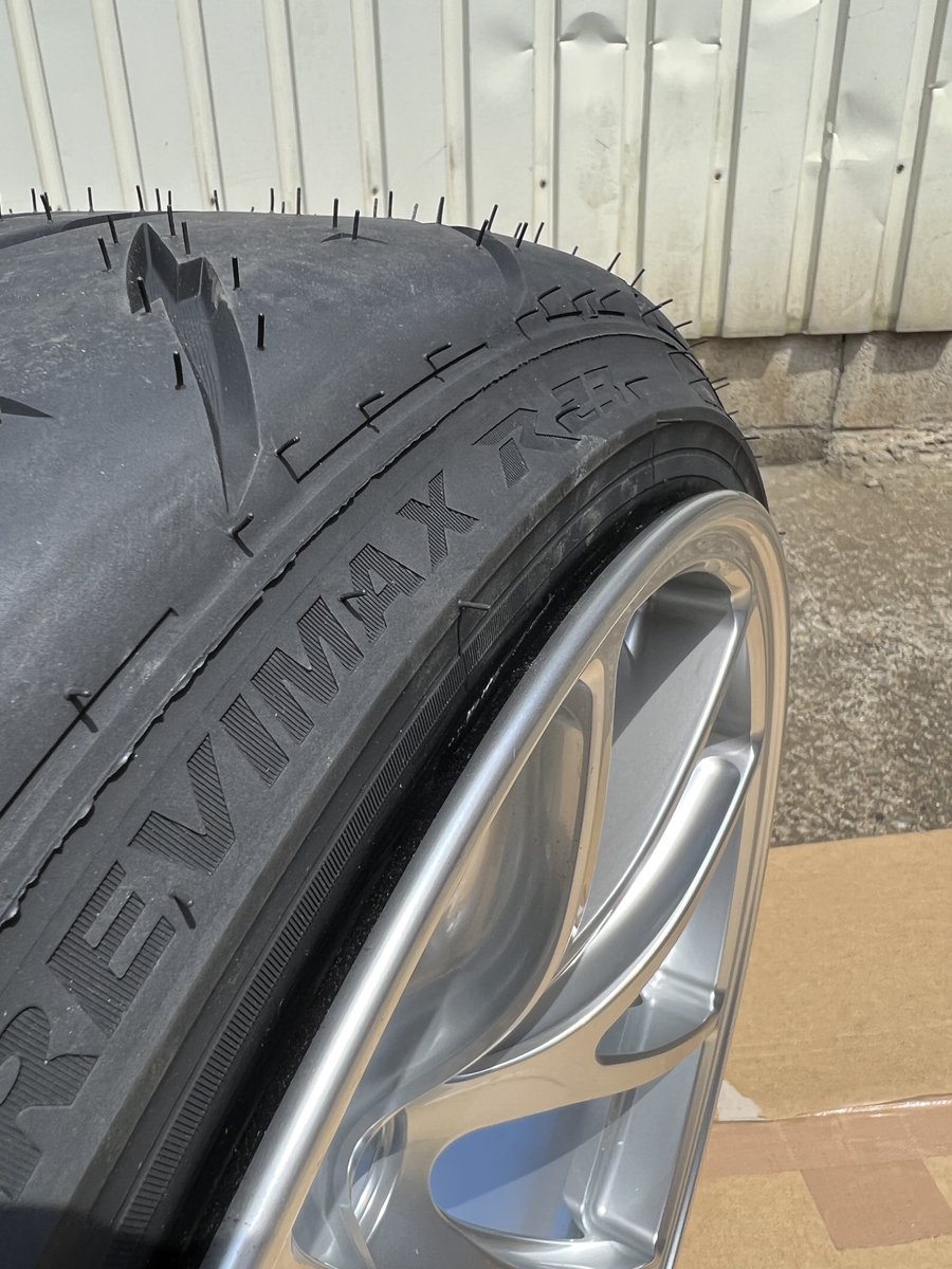 masako シバタイヤ 235/35 R18 tw380 2本 masako様専用 シバタイヤ 235/35 R18 tw380 2本 - メルカリ
