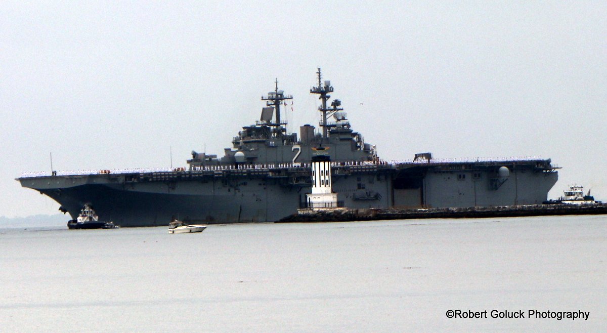 rgolucky's tweet photo. @WarshipCam USS Essex (LHD-2) arriving at Port of Los Angeles 5/24/22 for #FleetweekLA
Courtesy @rgolucky https://t.co/P7aUCAyuid
